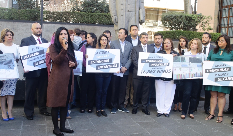 Conferencia sobre la situación de las Estancias Infantiles