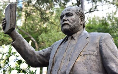 Homenaje a Manuel J. “Maquio” Clouthier