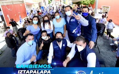 Encuentro con vecinos de Iztapalapa