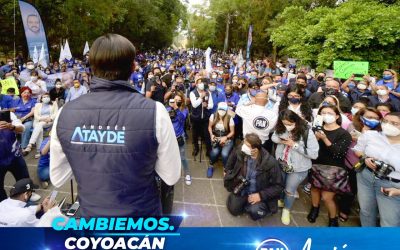 Encuentro con vecinos de Coyoacán