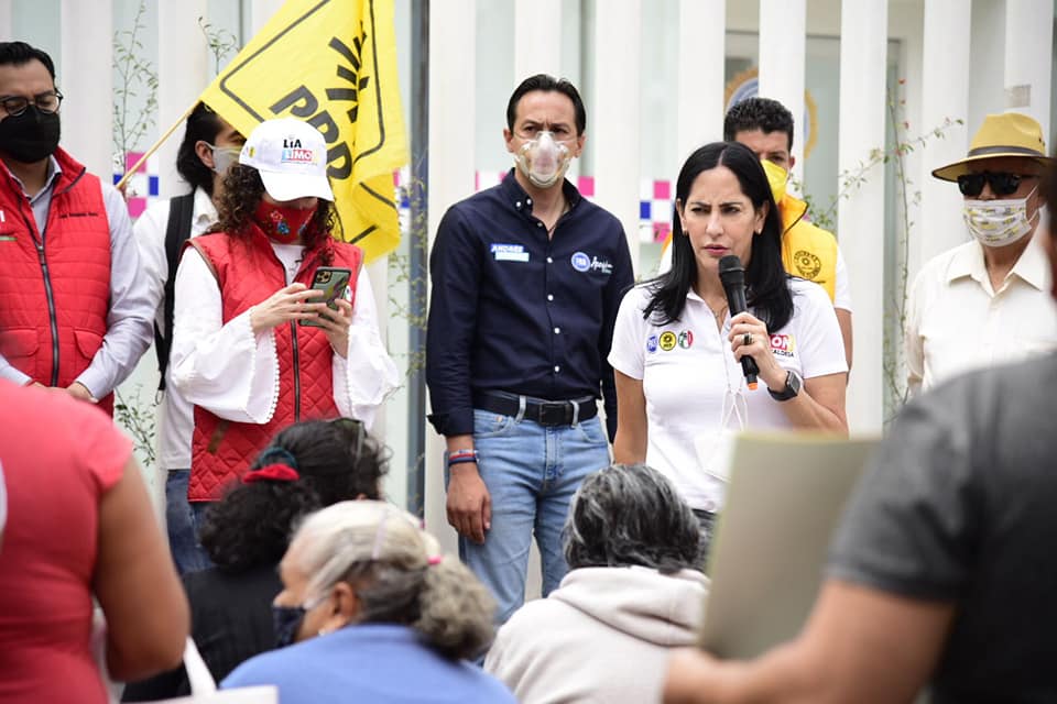 Visitamos la colonia Unidad Popular Tepeaca de Álvaro Obregón, acompañando a Lia Limon G, nuestra candidata a la alcaldía, en reunión vecinal.