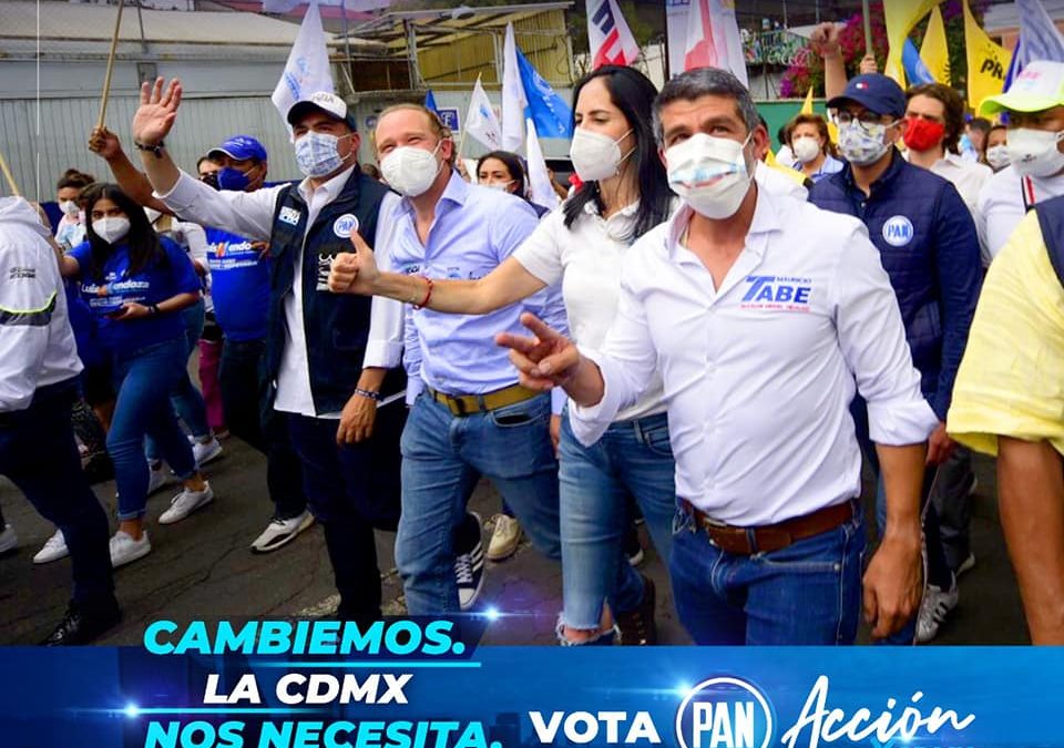 Se unieron nuestras candidatas y candidatos de Benito Juárez, Miguel Hidalgo y Álvaro Obregón para caminar juntos. Muy pronto toda la Ciudad de México se pintará de azul y todos viviremos mejor.