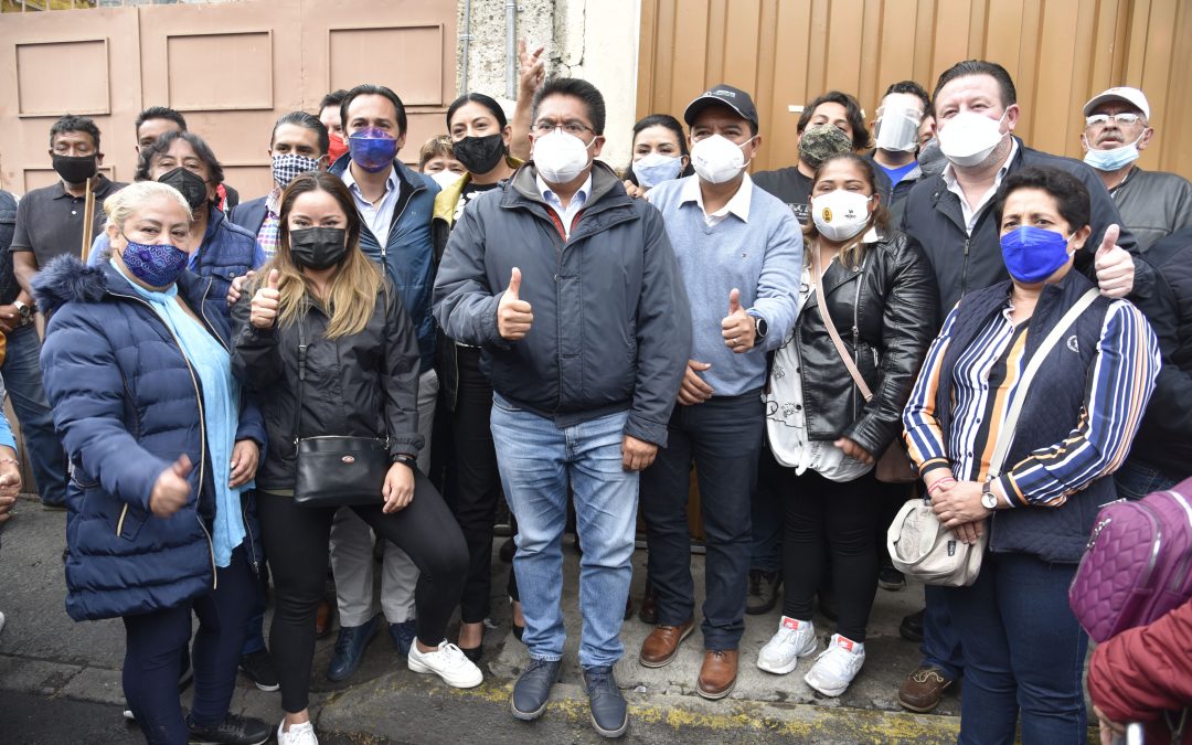 Recuento de votos en el Distrito electoral 25 de Xochimilco.