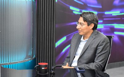 Andrés Sánchez Miranda en mesa de debate en SDP Noticias