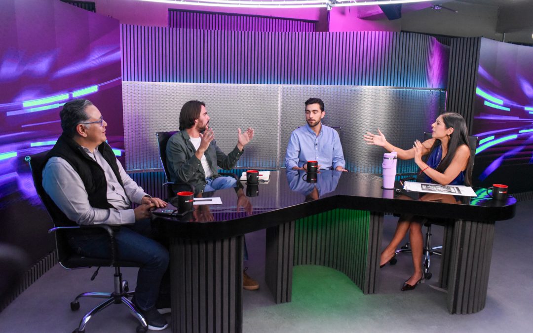 La Presidenta Luisa Gutiérrez en mesa de debate en SDP Noticias