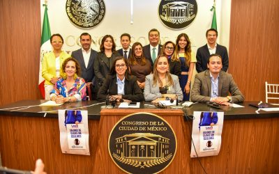 Conferencia de prensa en el Congreso CDMX